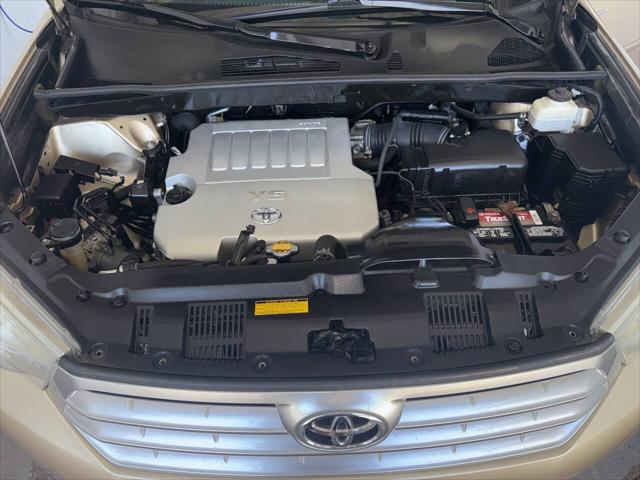 2012 Toyota Highlander Limited V6