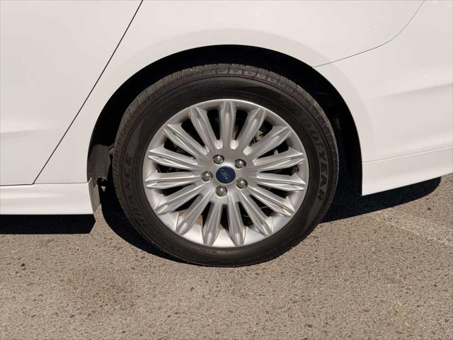 2014 Ford Fusion Hybrid SE