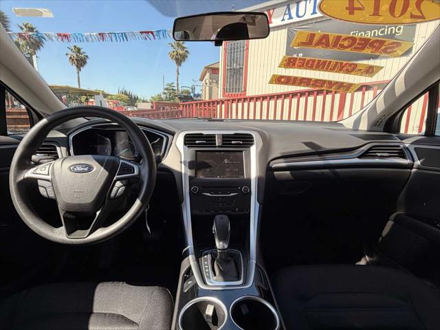 2014 Ford Fusion Hybrid SE
