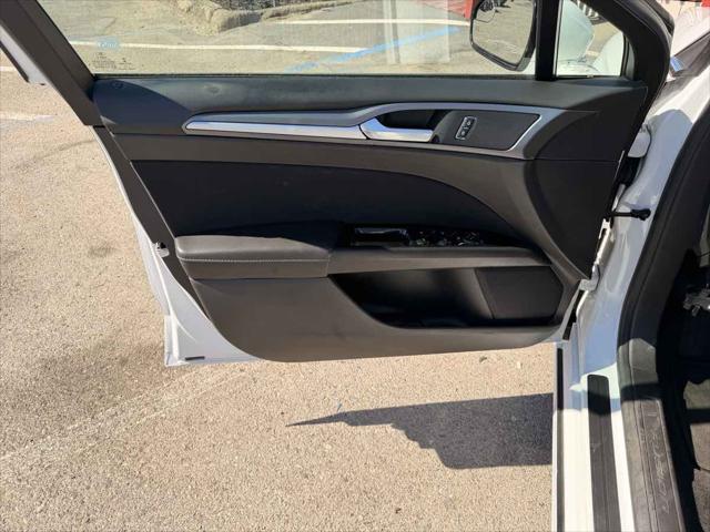 2014 Ford Fusion Hybrid SE