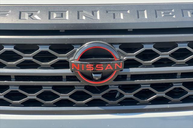 2024 Nissan Frontier Crew Cab PRO-X 4x2