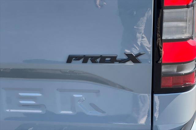 2024 Nissan Frontier Crew Cab PRO-X 4x2