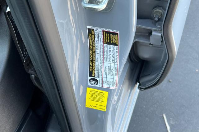 2024 Nissan Frontier Crew Cab PRO-X 4x2