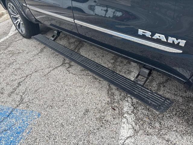 2026 Ram 1500 Tungsten Crew Cab 4x4 57 Box