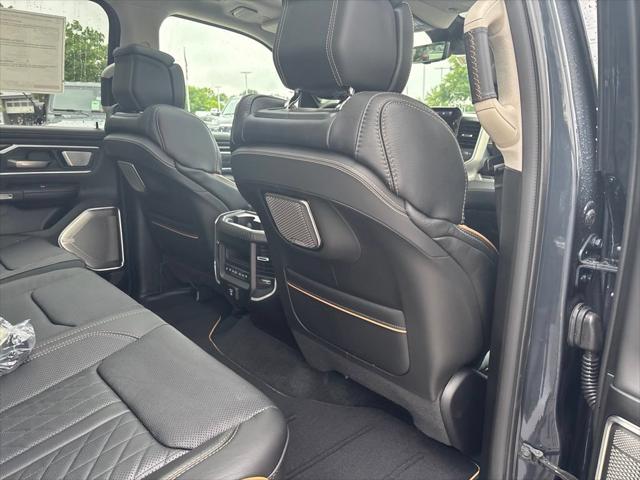 2026 Ram 1500 Tungsten Crew Cab 4x4 57 Box