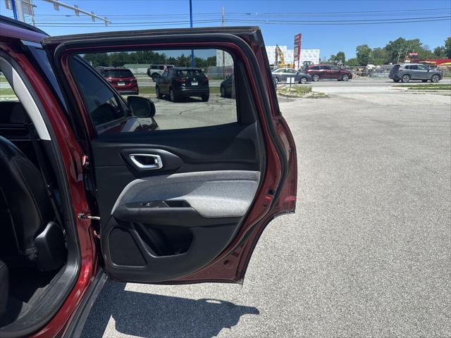 Used 2022 Jeep Compass Latitude FWD For Sale in Toledo, OH
