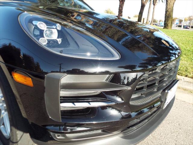 2021 Porsche Macan Base AWD 4dr SUV