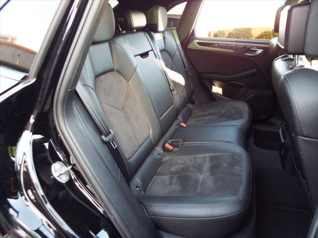 2021 Porsche Macan Base AWD 4dr SUV