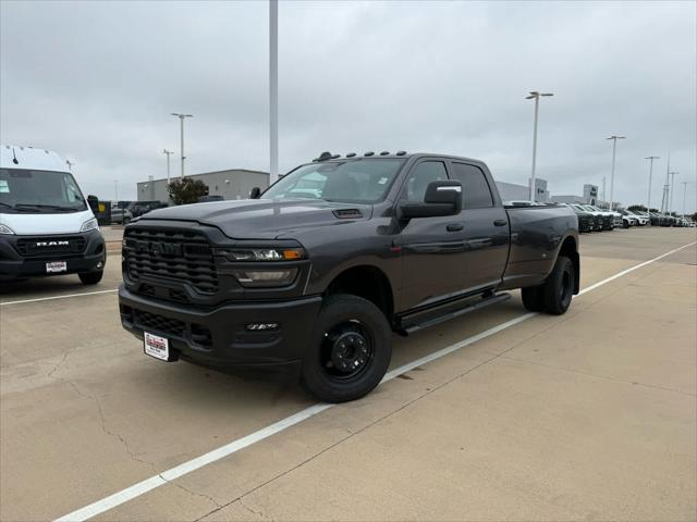2026 RAM Ram 3500 RAM 3500 TRADESMAN CREW CAB 4X4 8 BOX