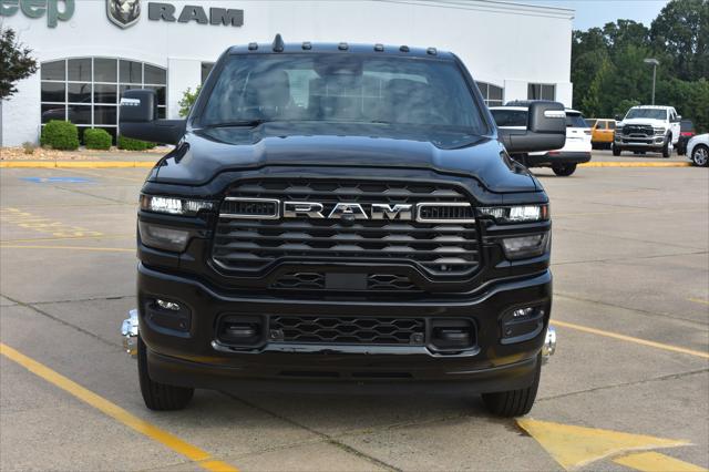 2026 RAM 3500 RAM 3500 BIG HORN CREW CAB 4X4 8 BOX