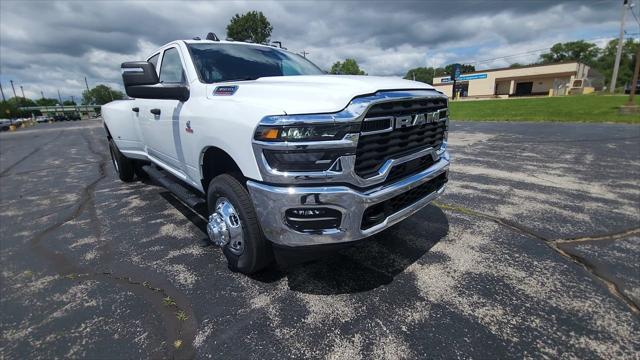 2026 RAM Ram 3500 RAM 3500 TRADESMAN CREW CAB 4X4 8 BOX 2026 RAM Ram 3500 RAM 3500 TRADESMAN CREW CAB 4X4 8 BOX
