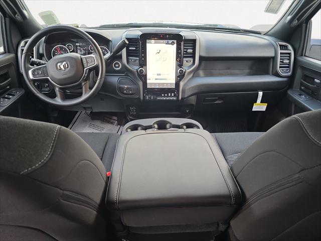 2026 RAM Ram 3500 RAM 3500 TRADESMAN CREW CAB 4X4 8 BOX