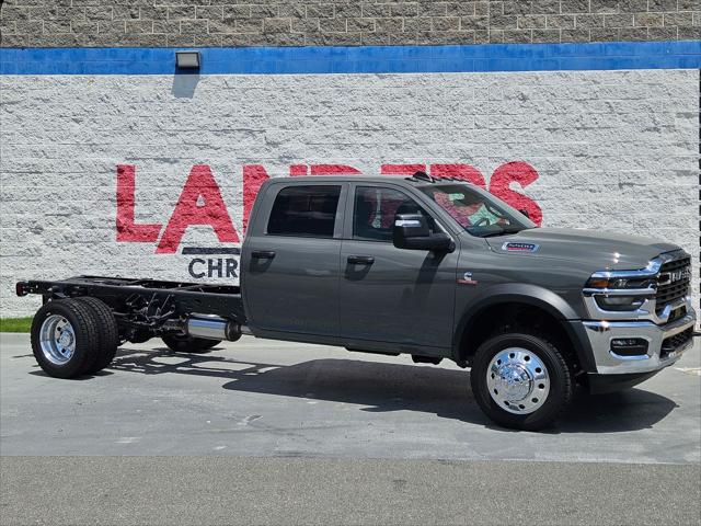 2026 RAM 5500 Chassis RAM 5500 TRADESMAN CHASSIS CREW CAB 4X4 84 CA