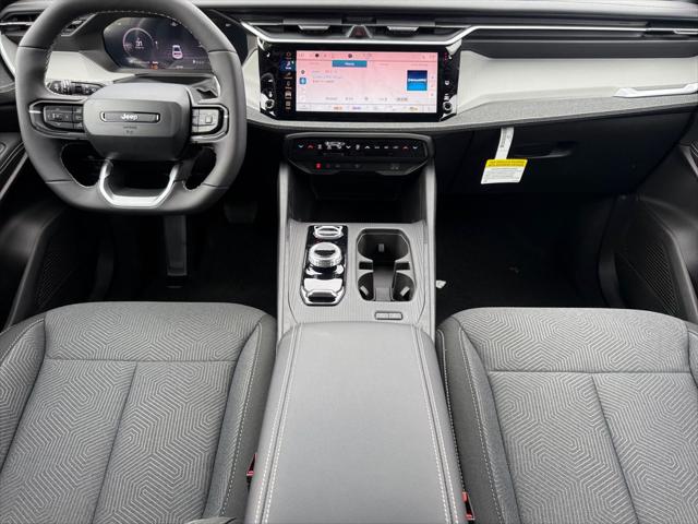 2026 Jeep Cherokee Laredo 4x4