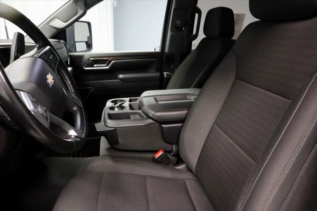 2025 Chevrolet Silverado 2500HD 4WD Crew Cab Long Bed LT