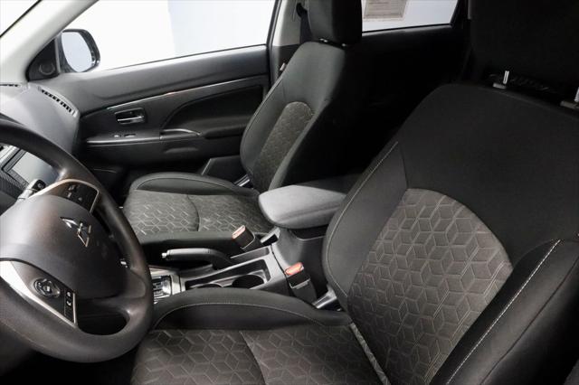 2025 Mitsubishi Outlander Sport 2.0 ES AWC