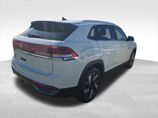 2025 Volkswagen Atlas Cross Sport 2.0T SE w/Technology