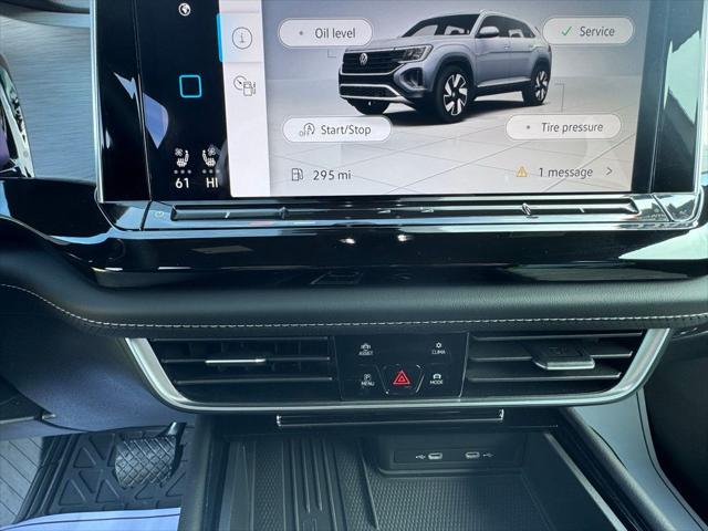 2025 Volkswagen Atlas Cross Sport 2.0T SE w/Technology