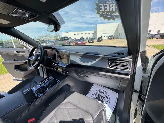 2025 Volkswagen Atlas Cross Sport 2.0T SE w/Technology