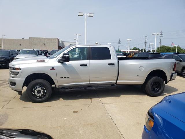 2026 RAM 3500 RAM 3500 BIG HORN CREW CAB 4X4 8 BOX