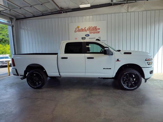2026 RAM 3500 RAM 3500 BIG HORN CREW CAB 4X4 64 BOX 2026 RAM 3500 RAM 3500 BIG HORN CREW CAB 4X4 64 BOX