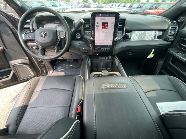 2026 RAM 3500 RAM 3500 LIMITED CREW CAB 4X4 8 BOX