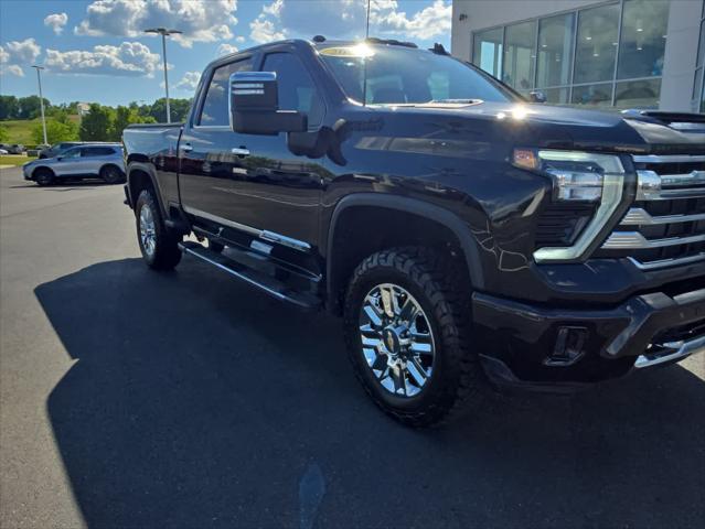 2024 Chevrolet Silverado 2500HD 4WD Crew Cab Standard Bed High Country