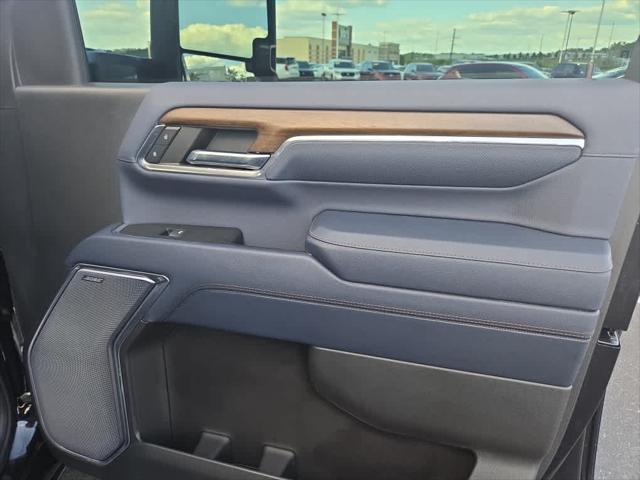 2024 Chevrolet Silverado 2500HD 4WD Crew Cab Standard Bed High Country