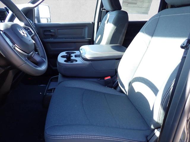 2026 Ram 2500 Warlock Crew Cab 4x4 64 Box