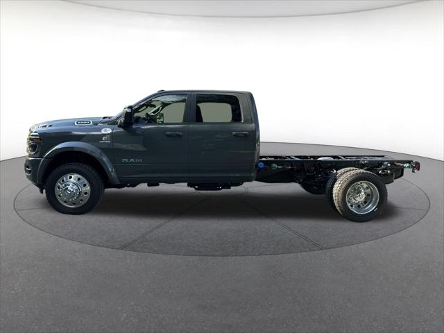 2026 RAM 5500 Chassis RAM 5500 BIG HORN CHASSIS CREW CAB 4X4 60 CA