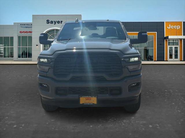 2026 RAM 3500 RAM 3500 BIG HORN CREW CAB 4X4 8 BOX