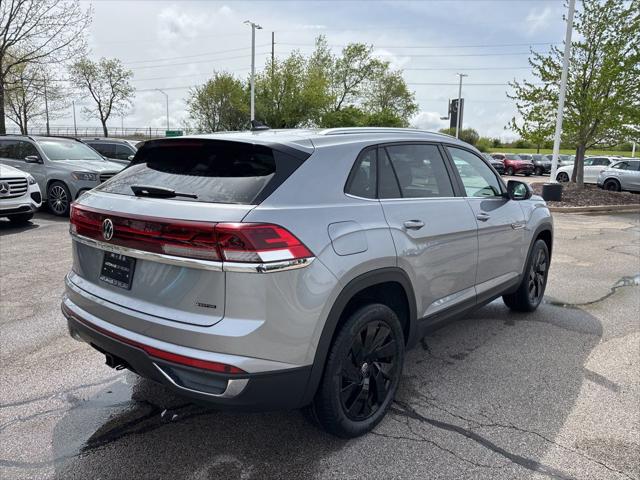 2026 Volkswagen Atlas Cross Sport SE with Technology