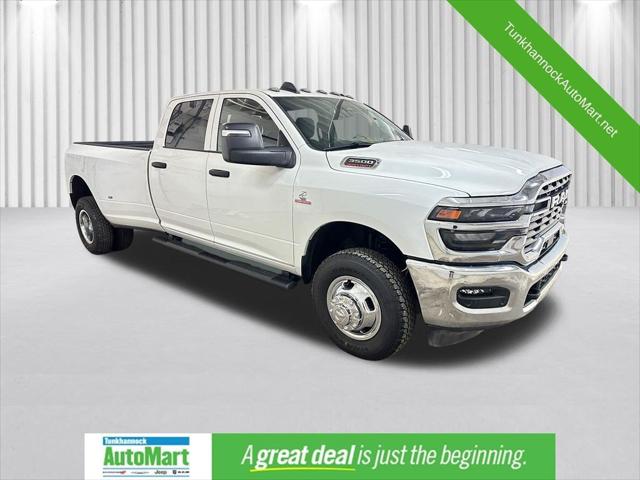 2026 RAM Ram 3500 RAM 3500 TRADESMAN CREW CAB 4X4 8 BOX