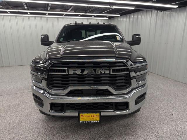 2026 RAM Ram 3500 RAM 3500 TRADESMAN CREW CAB 4X4 8 BOX