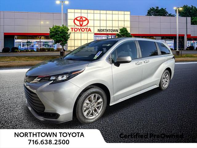 2025 Toyota Sienna LE for sale in Amherst, NY