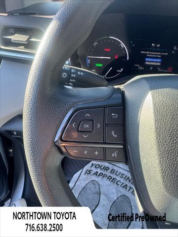 2025 Toyota Sienna LE