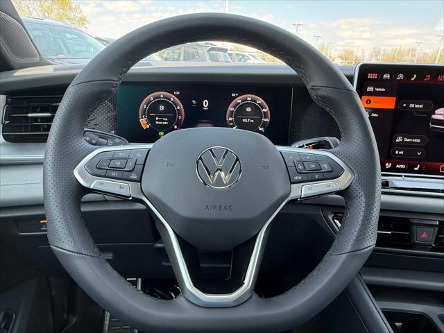 2026 Volkswagen Tiguan SE R-Line Black