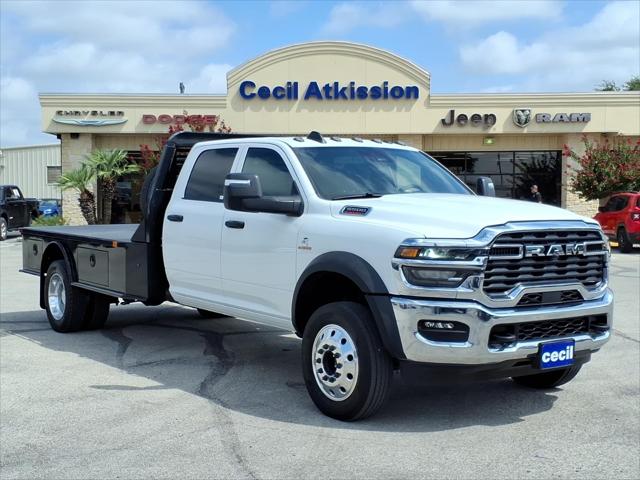 2026 RAM 5500 Chassis RAM 5500 TRADESMAN CHASSIS CREW CAB 4X4 84 CA