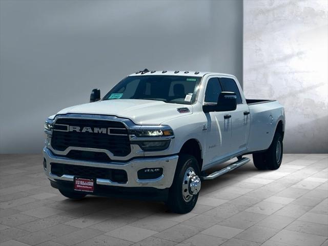 2026 RAM 3500 RAM 3500 BIG HORN CREW CAB 4X4 8 BOX