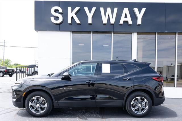 2025 Chevrolet Blazer AWD 2LT