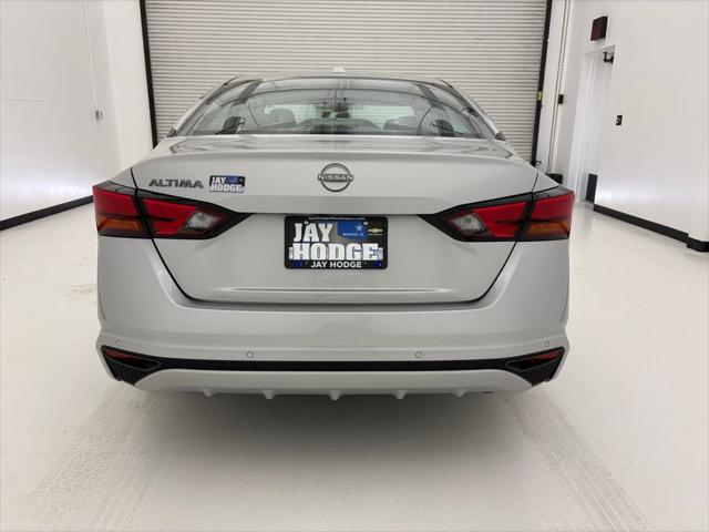 2025 Nissan Altima SV FWD