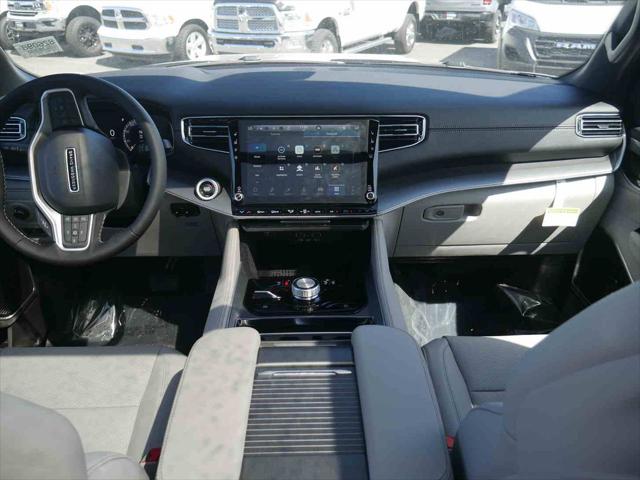 2026 Jeep Grand Wagoneer L 4x4