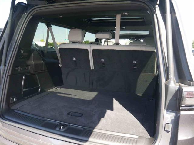 2026 Jeep Grand Wagoneer L 4x4