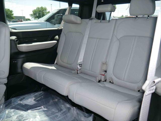 2026 Jeep Grand Wagoneer L 4x4
