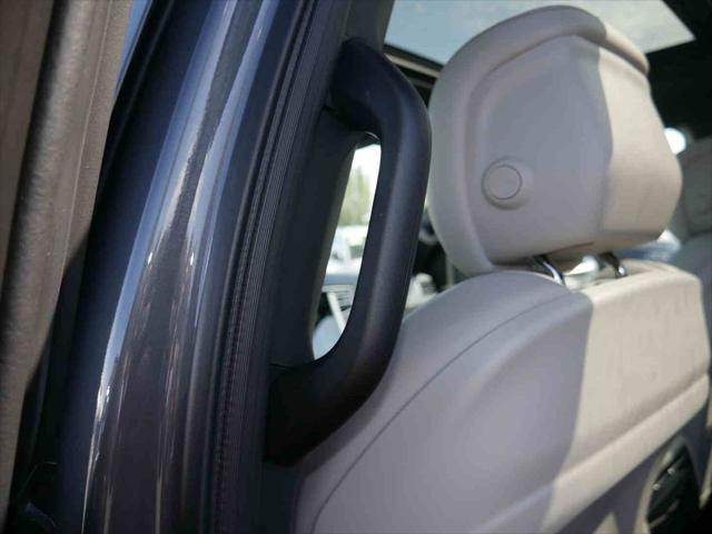 2026 Jeep Grand Wagoneer L 4x4