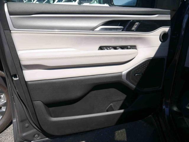 2026 Jeep Grand Wagoneer L 4x4