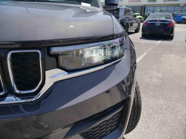 2026 Jeep Grand Cherokee Laredo 4x4