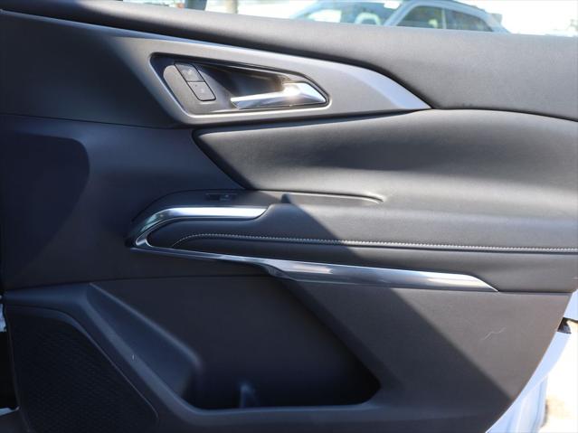 2025 Chevrolet Traverse AWD LT