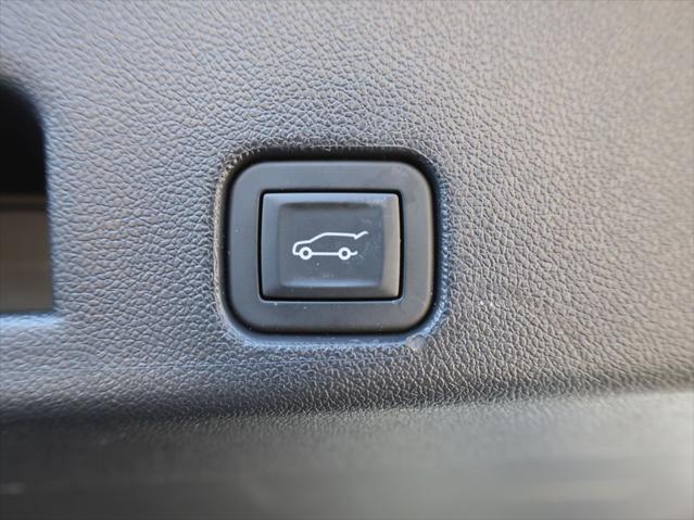 2025 Chevrolet Traverse AWD LT