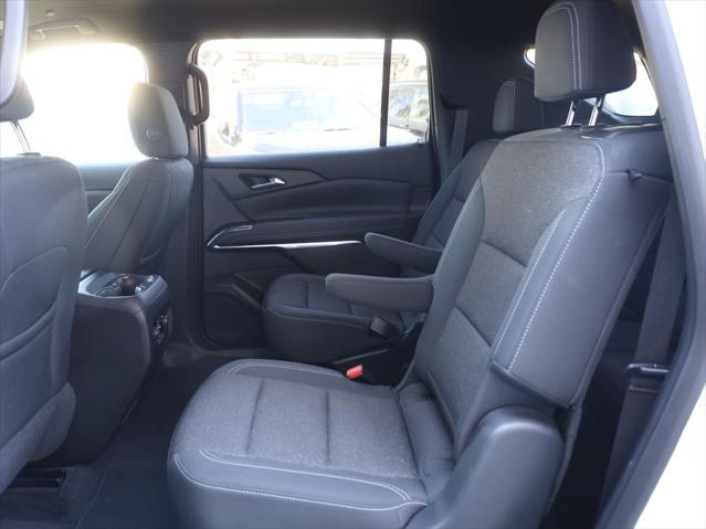 2025 Chevrolet Traverse AWD LT